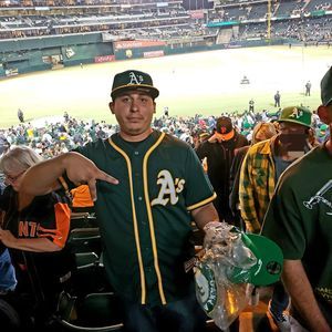 Meet your Posher, Jonathan